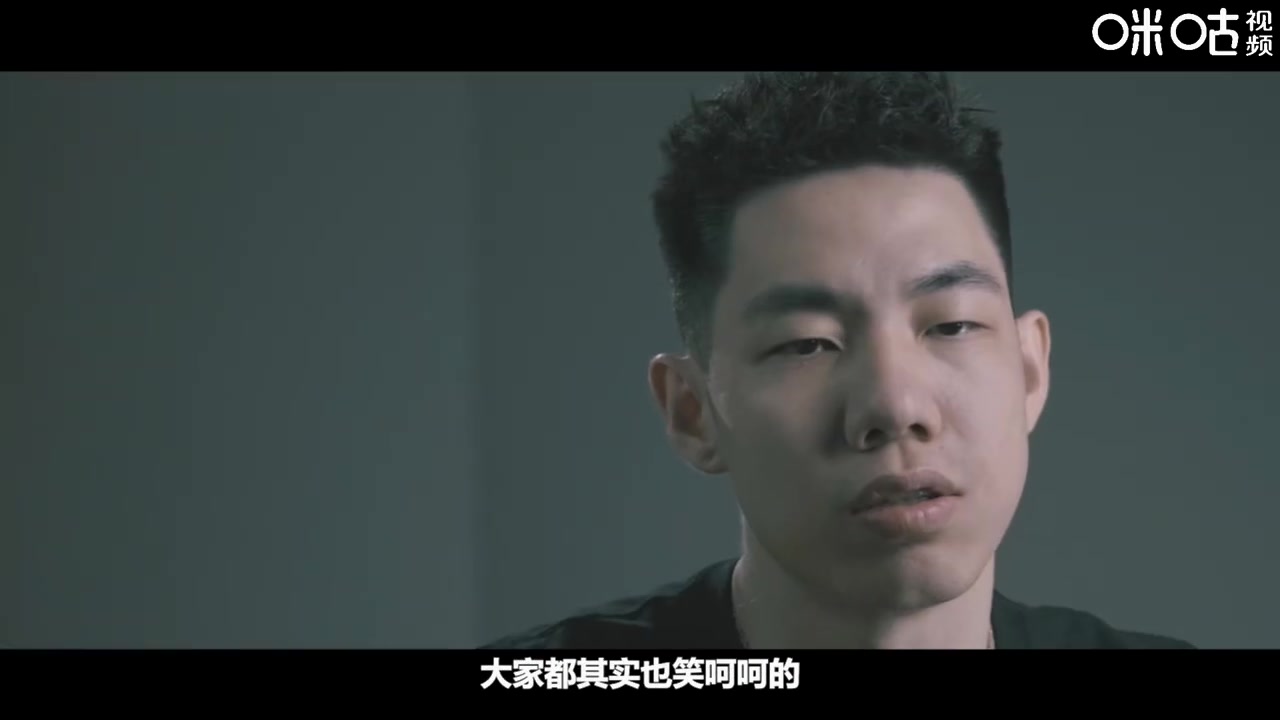 朱·朱隆（Zhu Junlong）：失去G5后的第二天 每个人都很开心 玩了五个之后 我们是一种升华